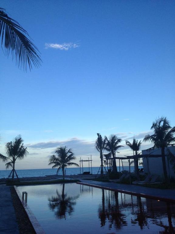Red Z The Ocean Hotel Пук Тиан Екстериор снимка